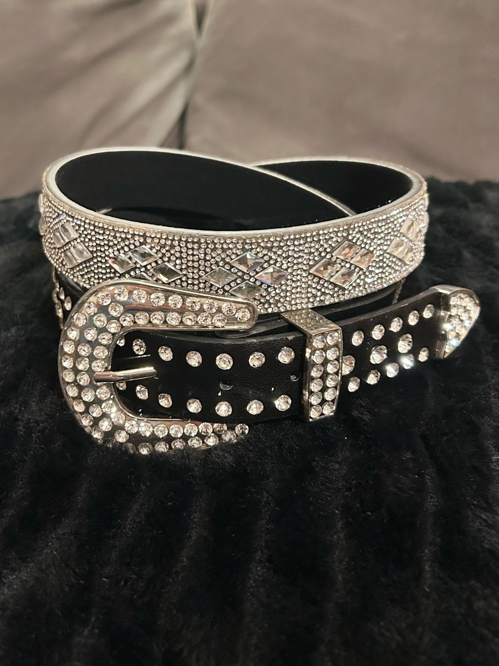 Genuine Leather Rhinestone Embellished Studded Women’s Belt Size Large